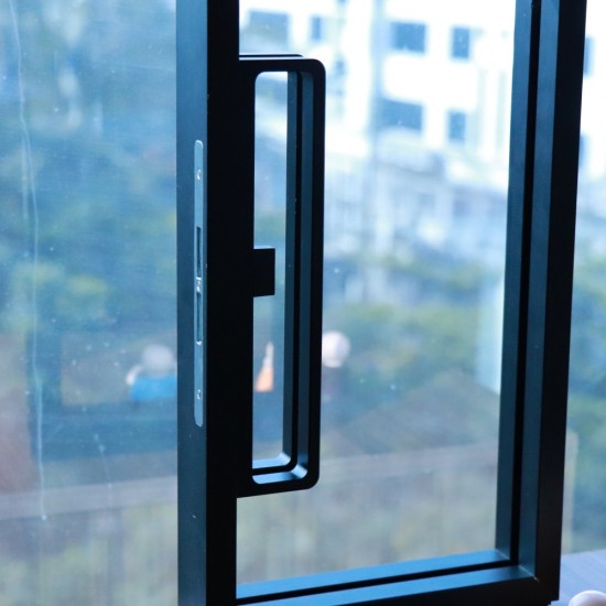 Handle with Latch for Sliding Partition System